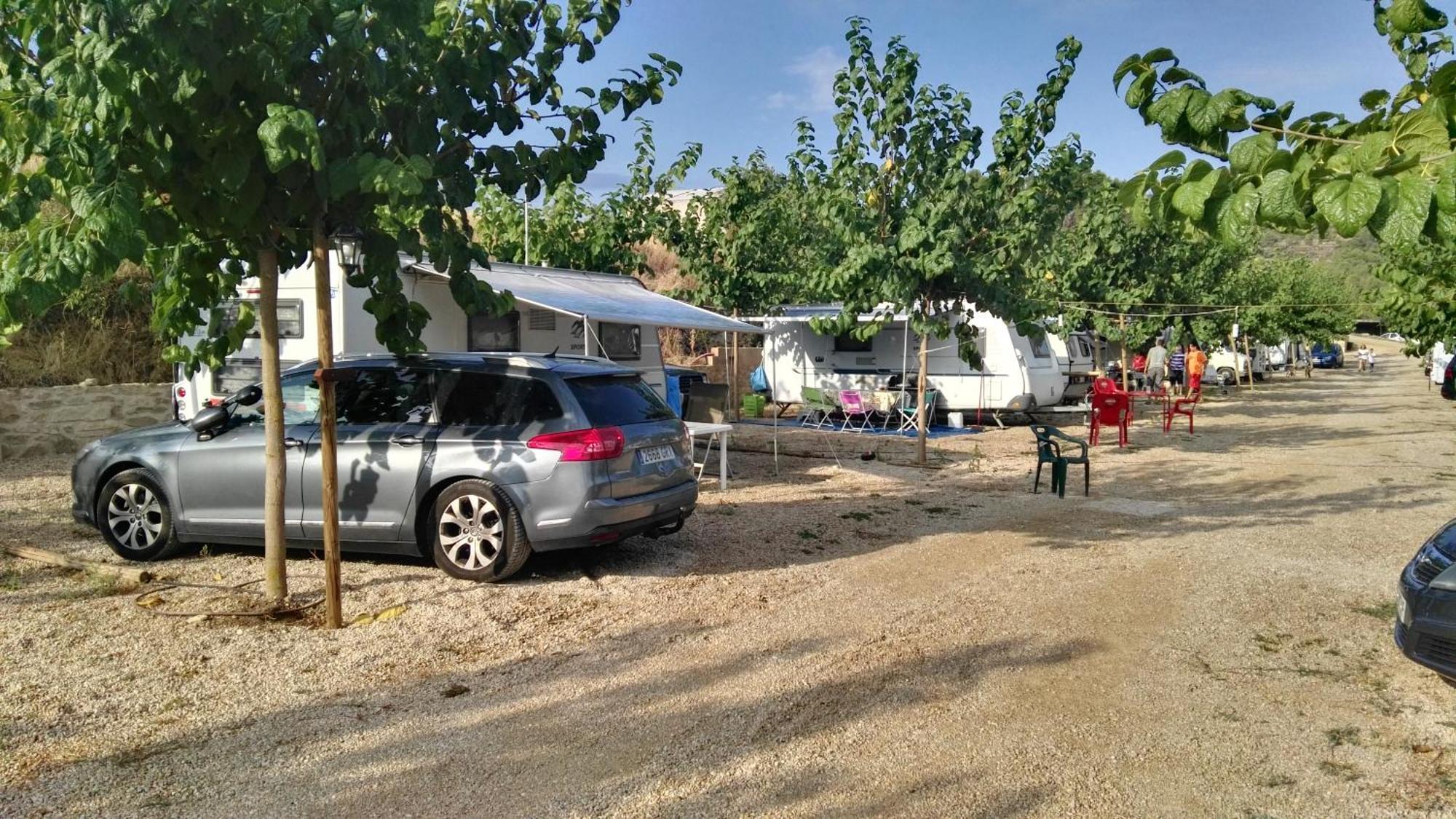 Camping El Roble 발데로브레스 객실 사진