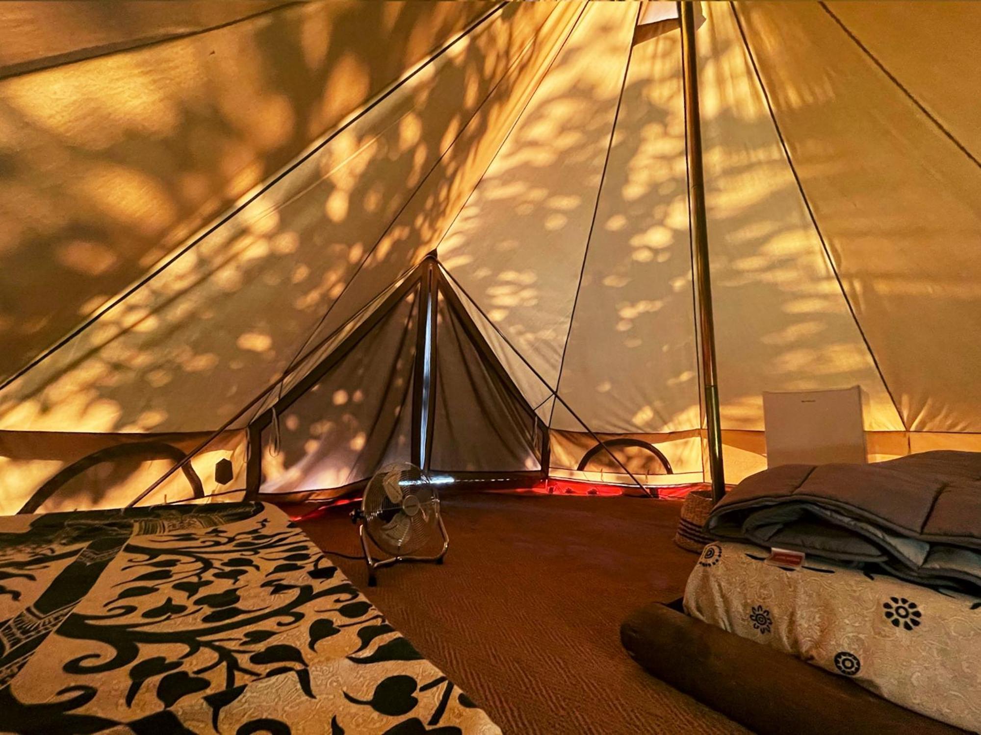 Camping El Roble 발데로브레스 외부 사진