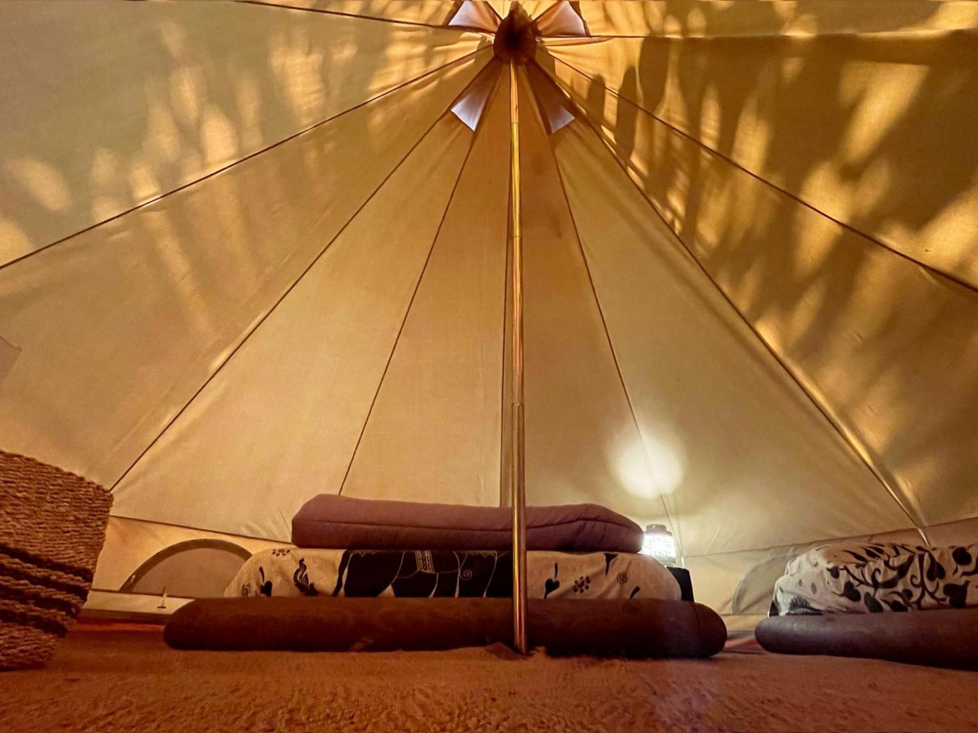 Camping El Roble 발데로브레스 외부 사진
