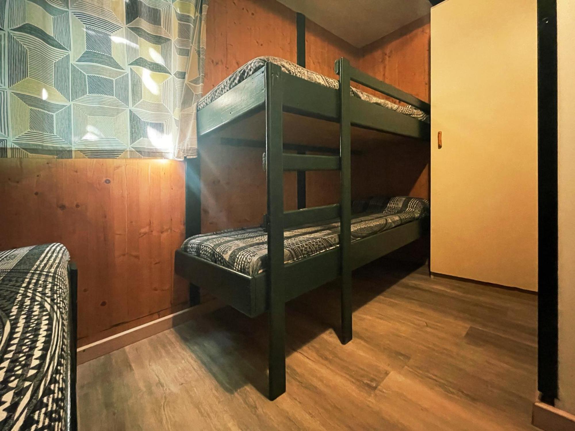Camping El Roble 발데로브레스 외부 사진