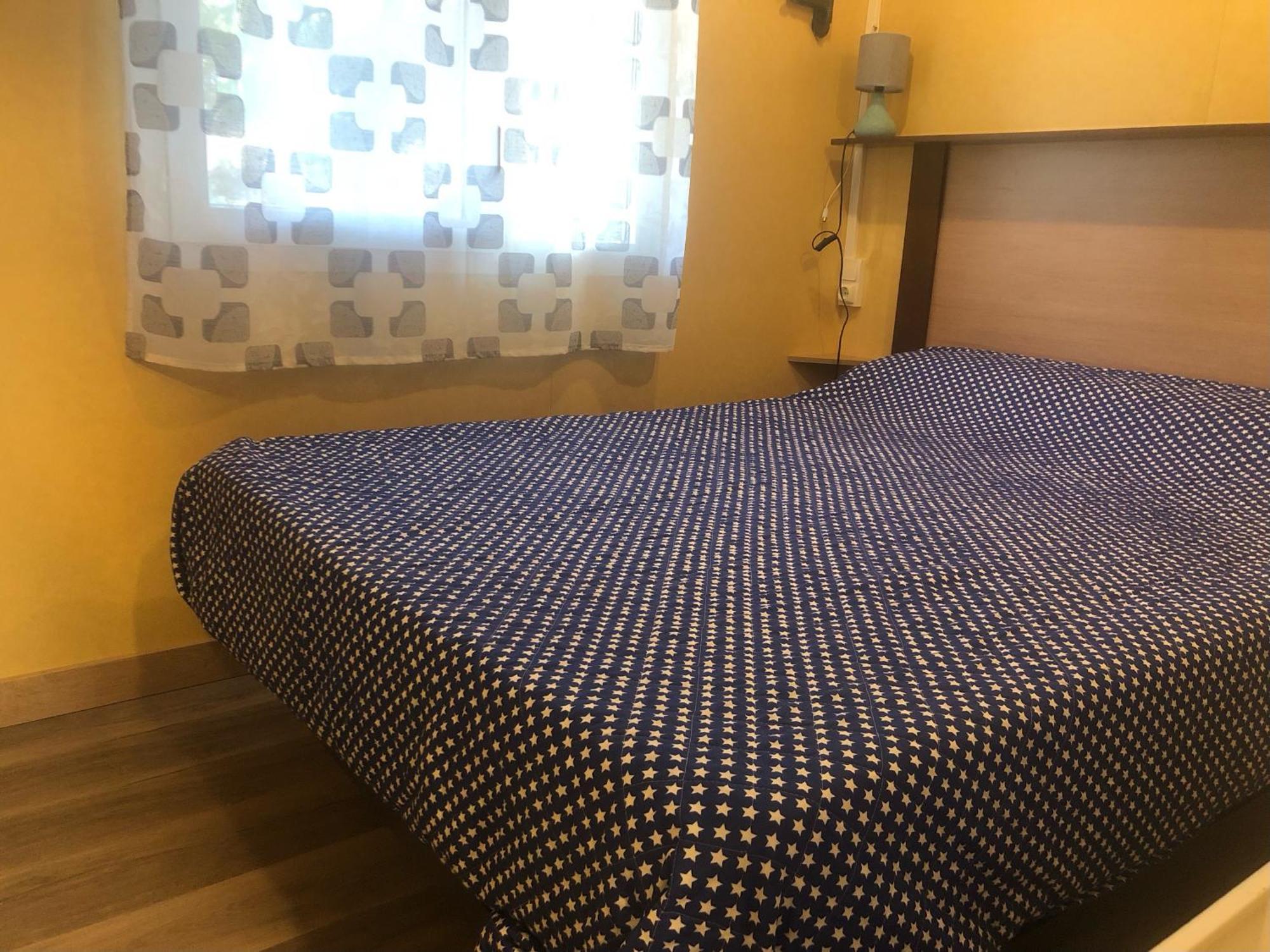 Camping El Roble 발데로브레스 외부 사진