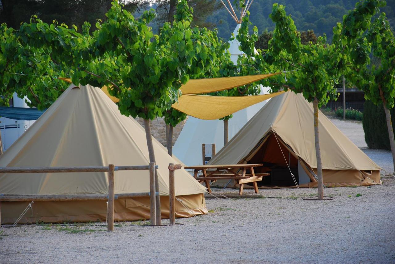 Camping El Roble 발데로브레스 외부 사진